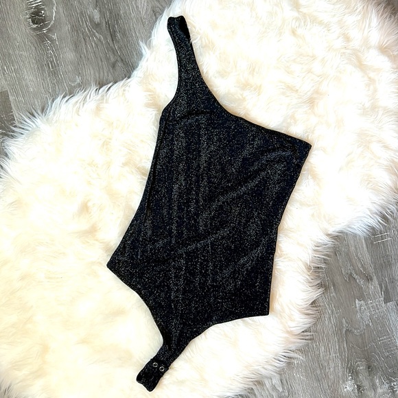 One shoulder, sparkly bodysuit from Dynamite. - Picture 5 of 5